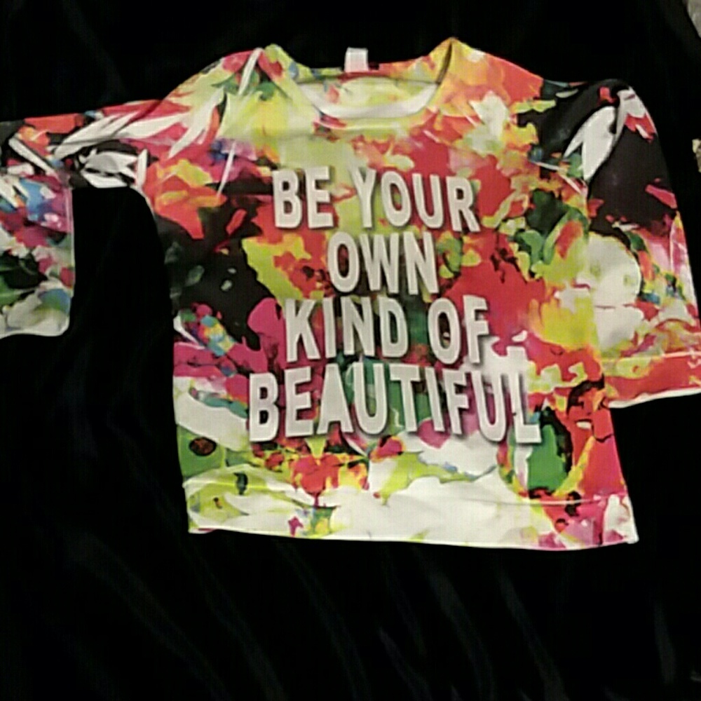 Colorful summer saying top